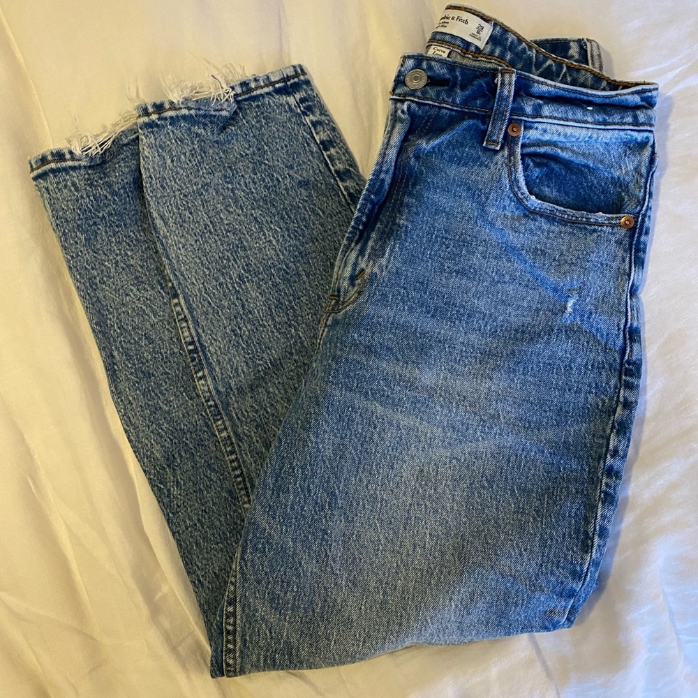 Abercrombie & Fitch Curve Love High Rise Mom Jeans
